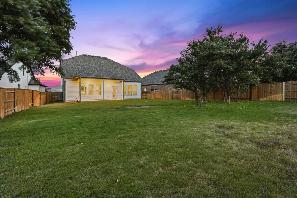 128 Fawn River Run Kyle, TX 78640