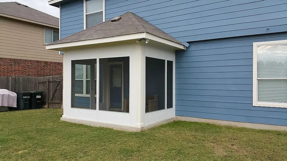 106 Floating Leaf Drive Hutto, TX 78634