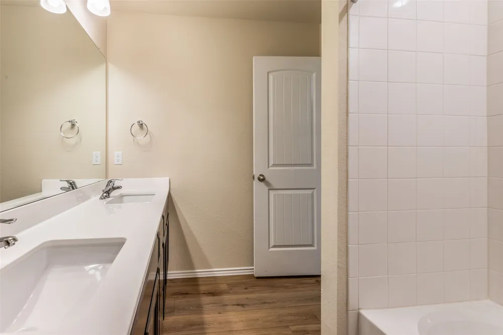 125 Break Avenue Taylor, TX 76574