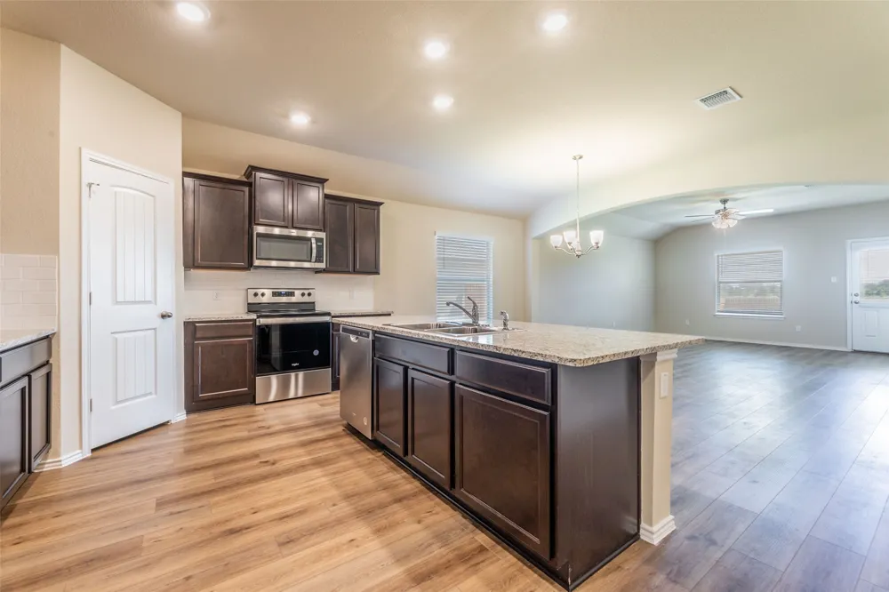 125 Break Avenue Taylor, TX 76574