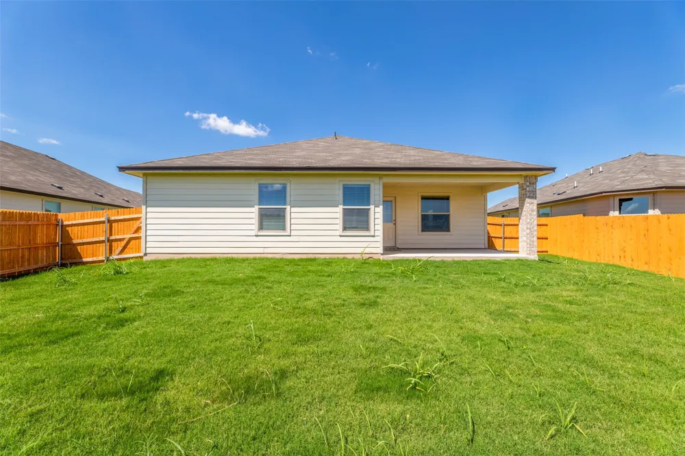 125 Break Avenue Taylor, TX 76574