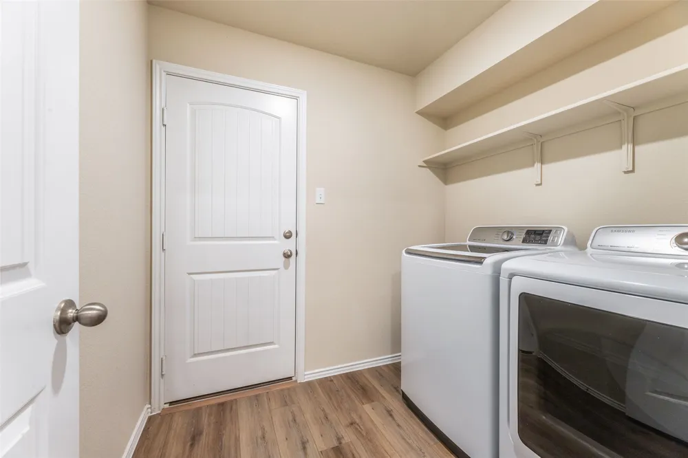 125 Break Avenue Taylor, TX 76574