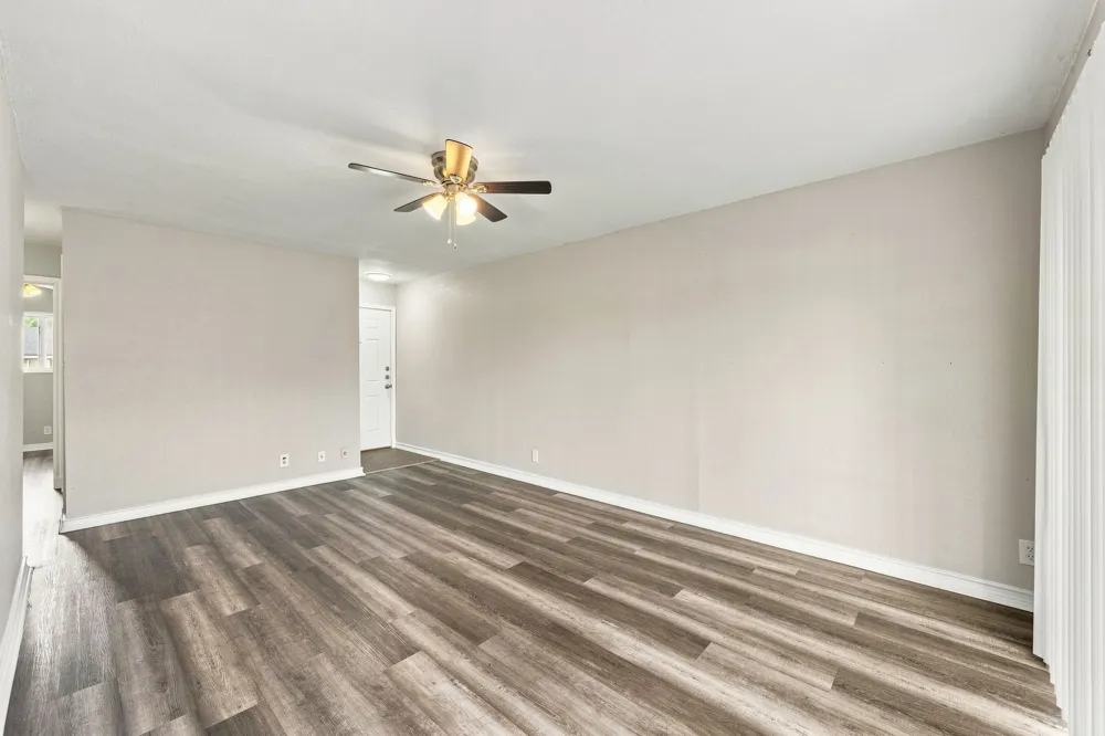 2600 Penny Lane #303 Austin, TX 78757