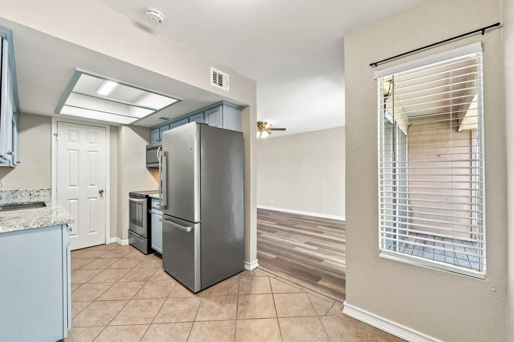 2600 Penny Lane #303 Austin, TX 78757