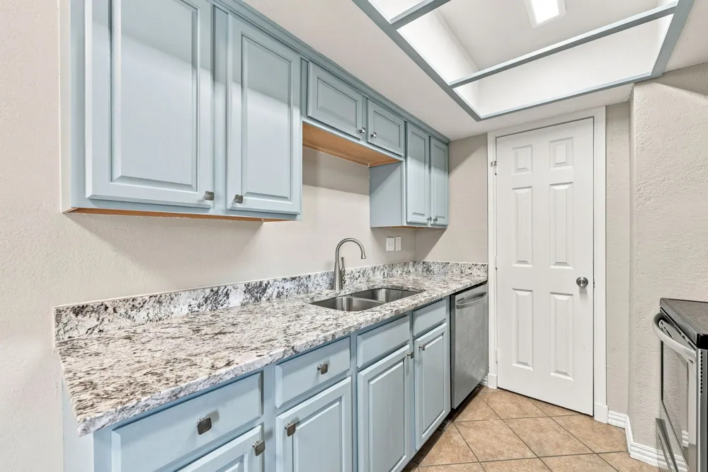 2600 Penny Lane #303 Austin, TX 78757