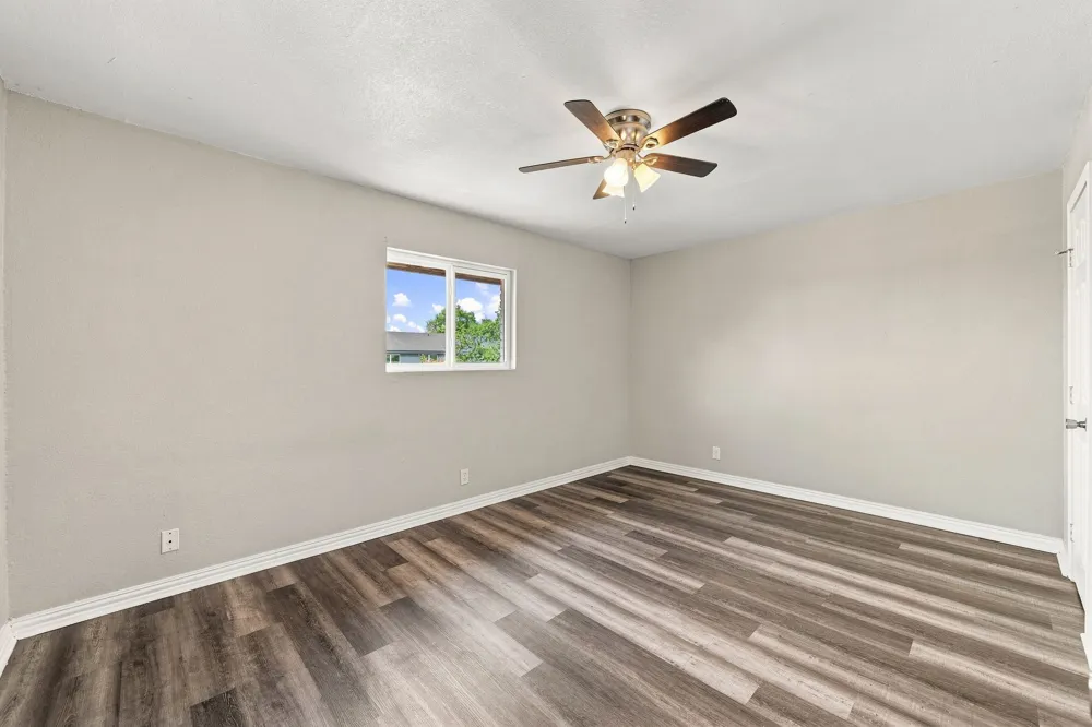 2600 Penny Lane #303 Austin, TX 78757