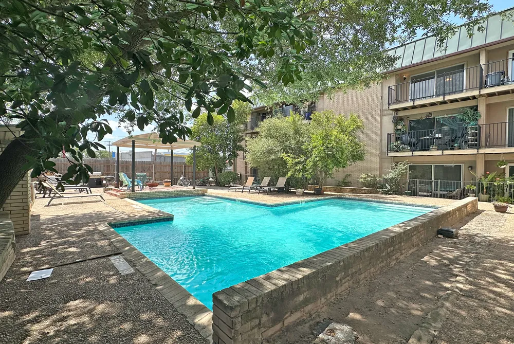 2600 Penny Lane #303 Austin, TX 78757