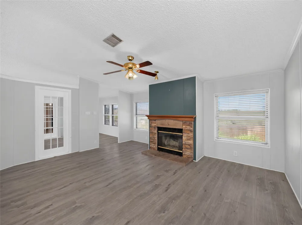 10512 Hibbs Lane Manor, TX 78653