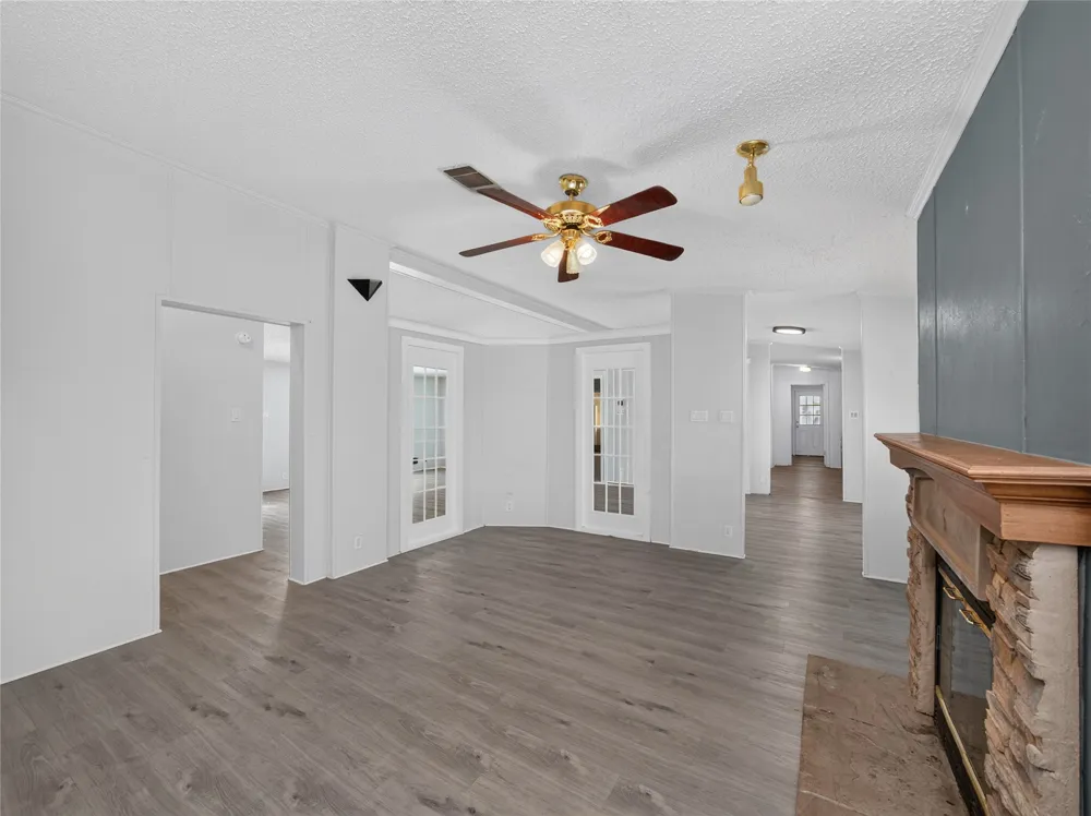 10512 Hibbs Lane Manor, TX 78653