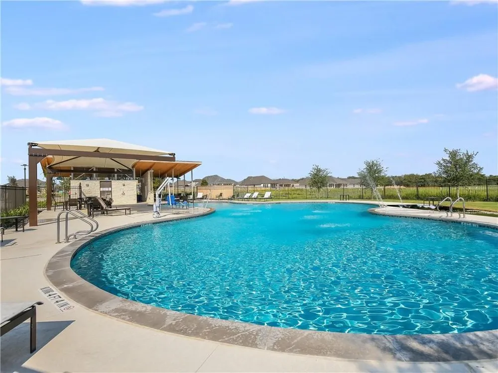 104 Chinaberry Bend Bastrop, TX 78602