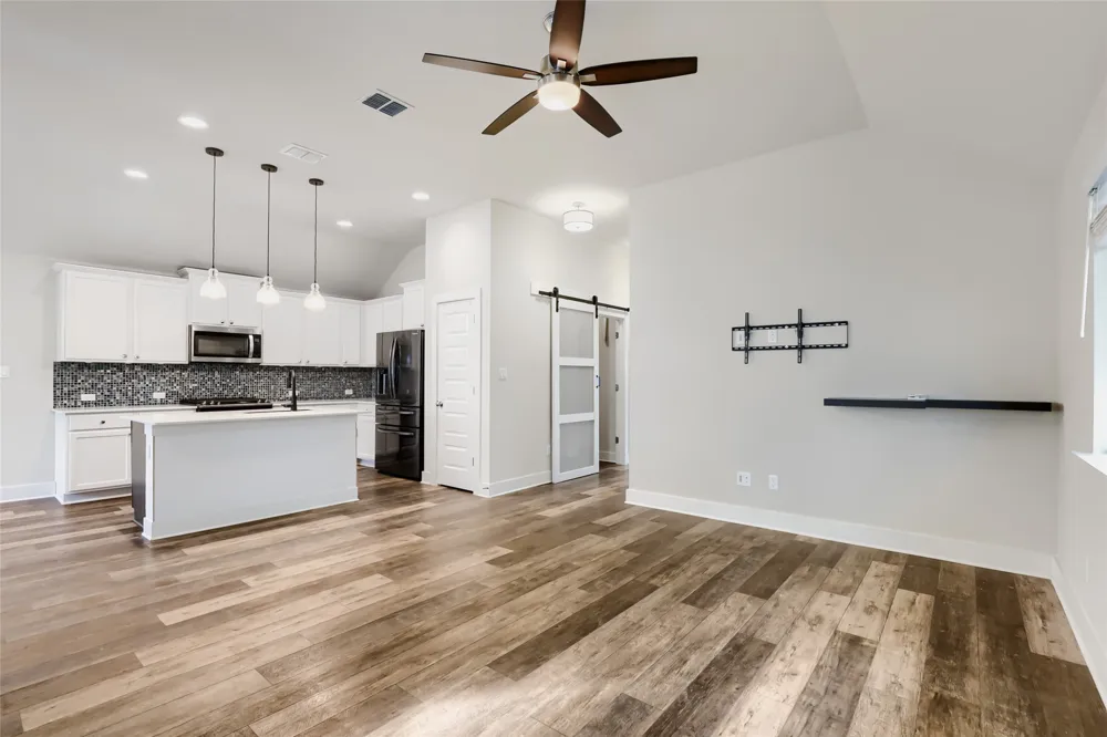 550 Nautical Loop Kyle, TX 78640