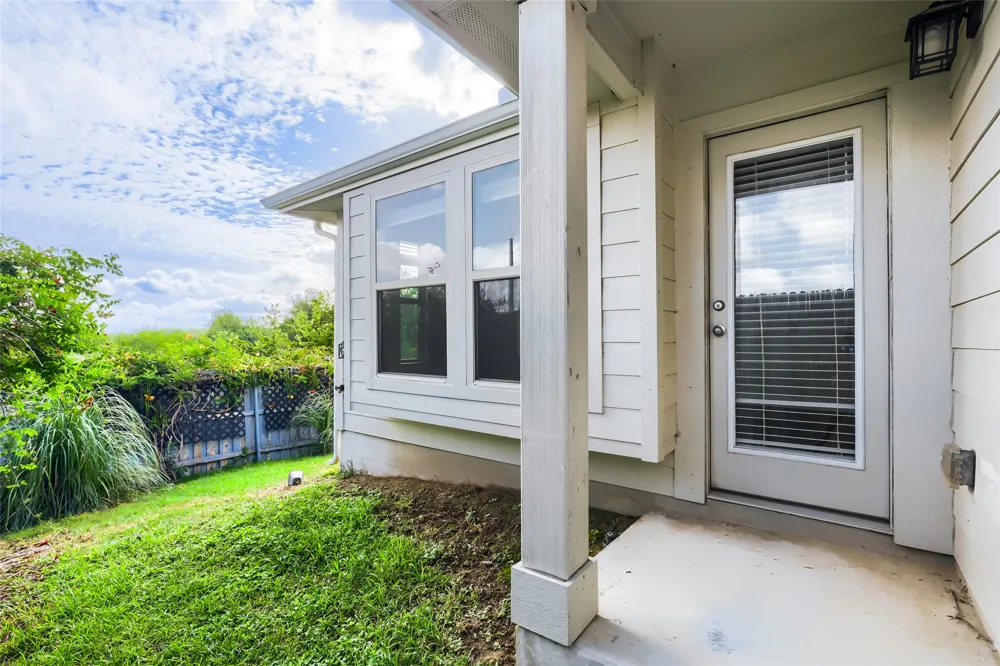550 Nautical Loop Kyle, TX 78640