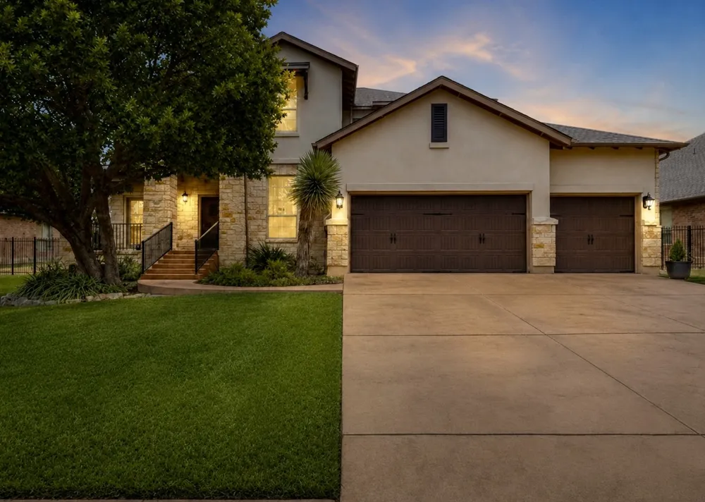 1813 Harvest Dance Drive Leander, TX 78641