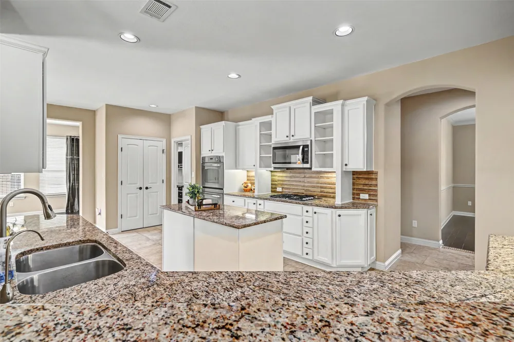 1813 Harvest Dance Drive Leander, TX 78641
