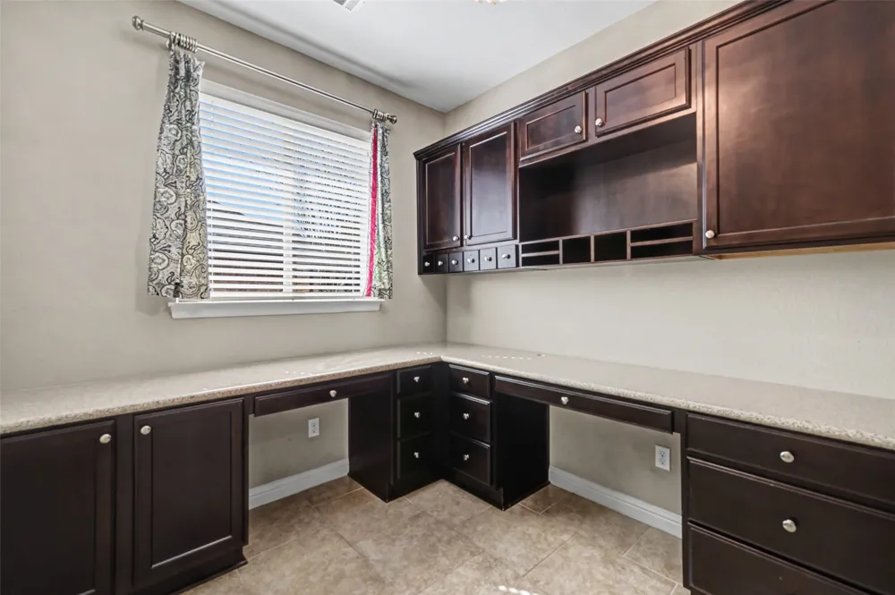 1813 Harvest Dance Drive Leander, TX 78641