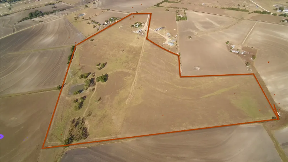 1351 CR 320 Granger, TX 76530