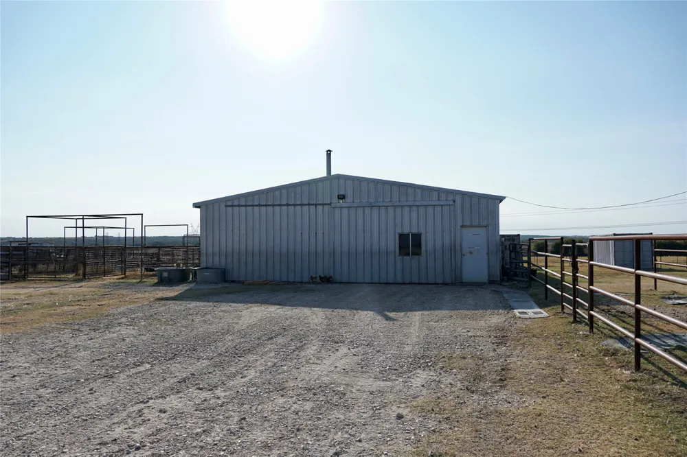 1351 CR 320 Granger, TX 76530