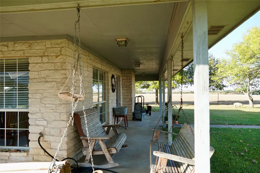1351 CR 320 Granger, TX 76530
