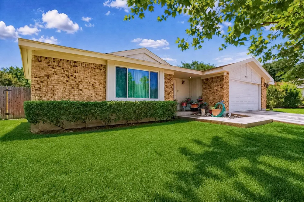 1407 Gatlinburg Drive Pflugerville, TX 78660