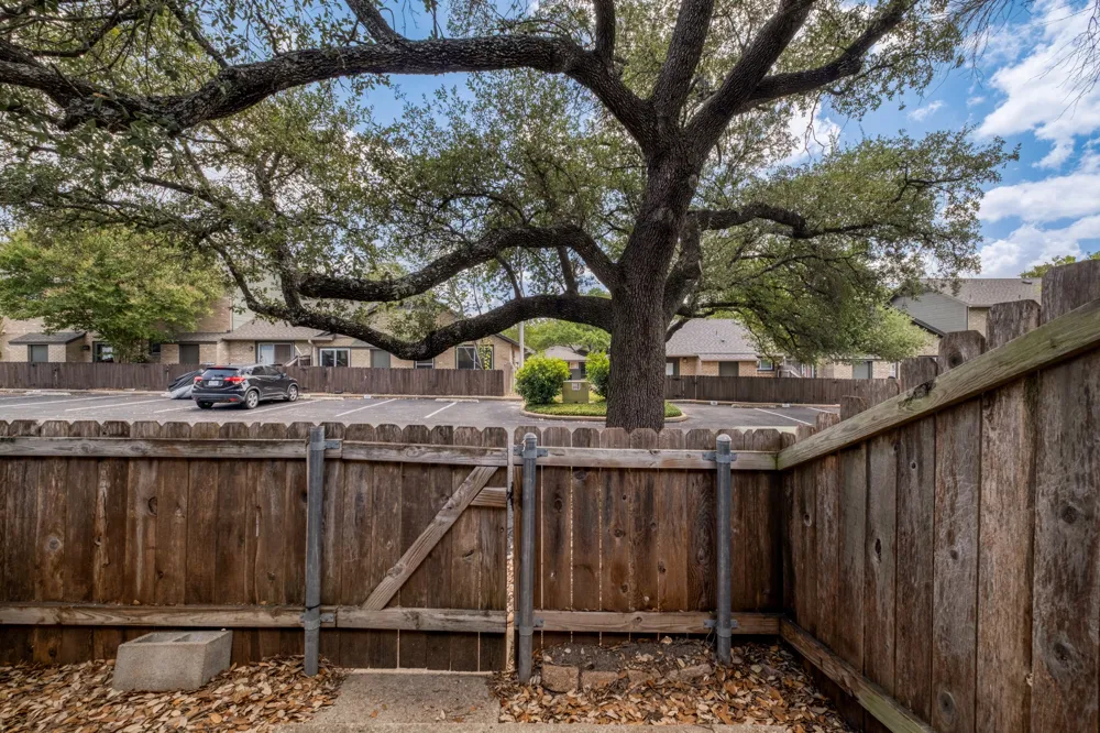 1015 E Yager Lane #35 Austin, TX 78753