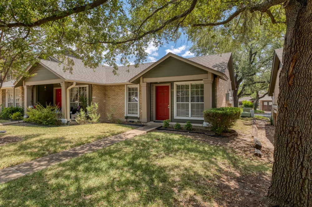 1015 E Yager Lane #35 Austin, TX 78753