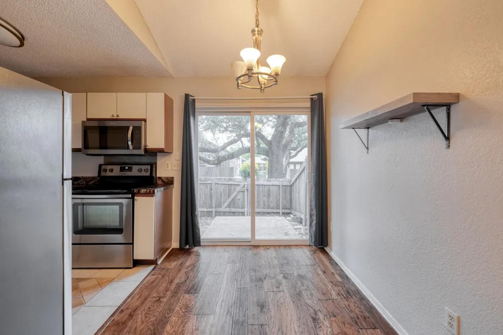 1015 E Yager Lane #35 Austin, TX 78753