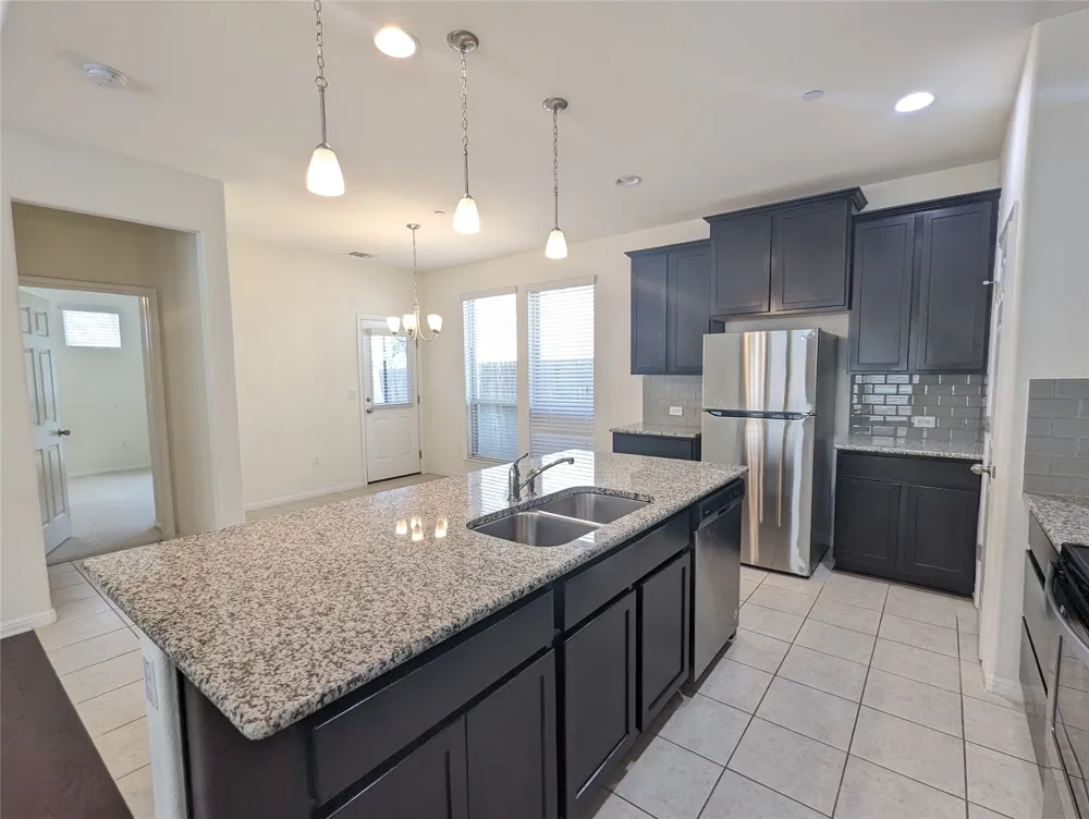 3240 E Whitestone Boulevard #37 Cedar Park, TX 78613