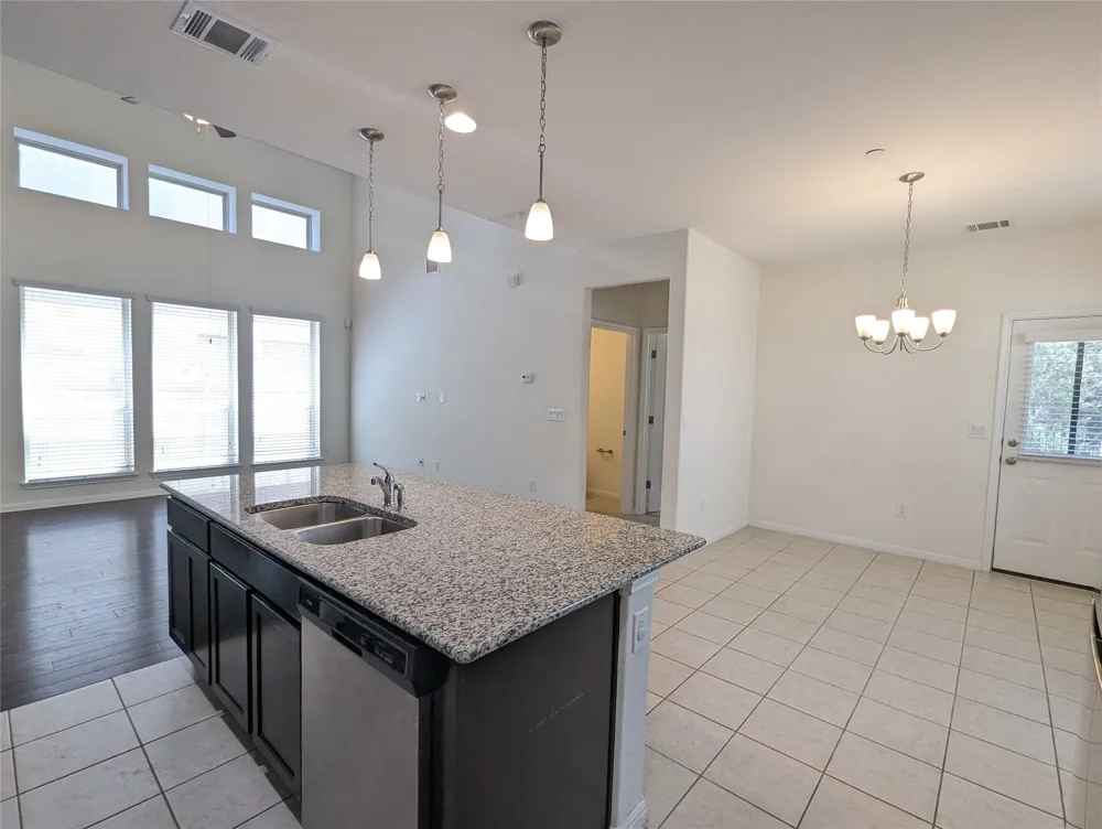 3240 E Whitestone Boulevard #37 Cedar Park, TX 78613