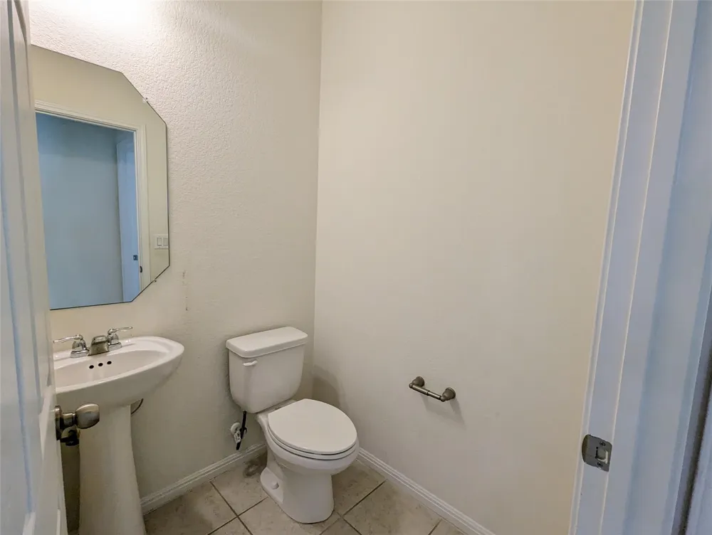 3240 E Whitestone Boulevard #37 Cedar Park, TX 78613