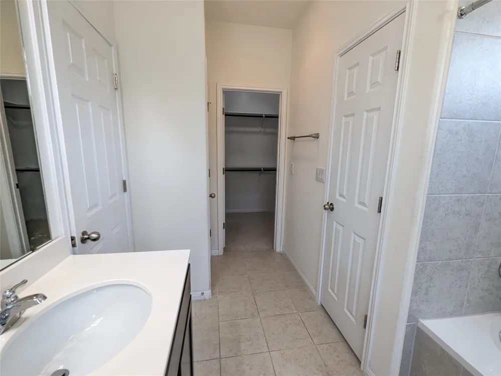 3240 E Whitestone Boulevard #37 Cedar Park, TX 78613