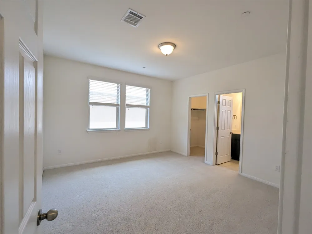 3240 E Whitestone Boulevard #37 Cedar Park, TX 78613