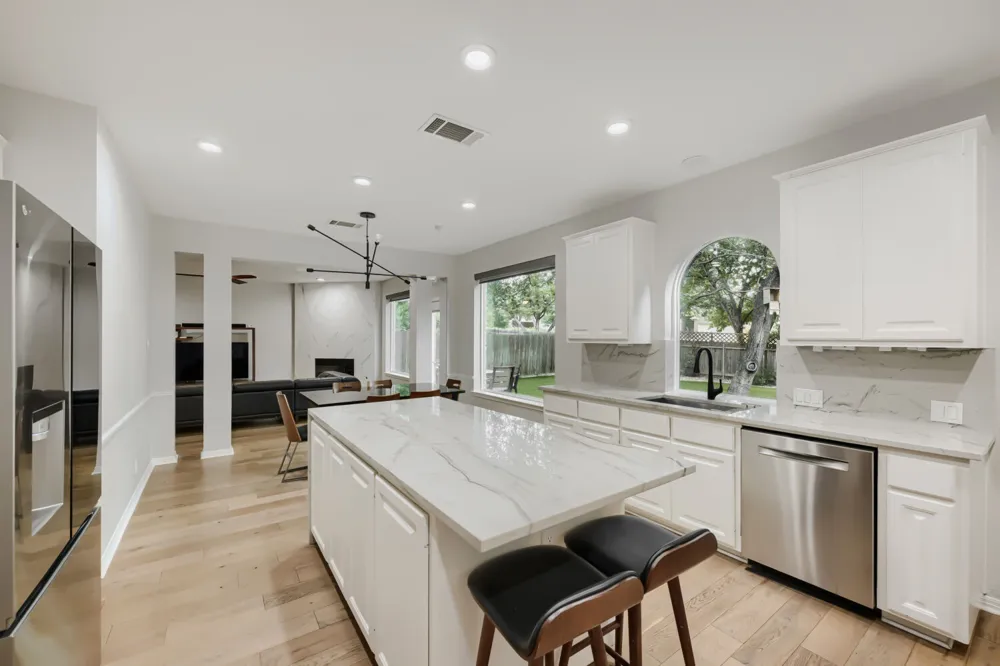6426 Ira Ingram Drive Austin, TX 78749