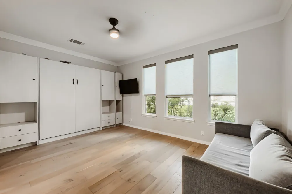 6426 Ira Ingram Drive Austin, TX 78749