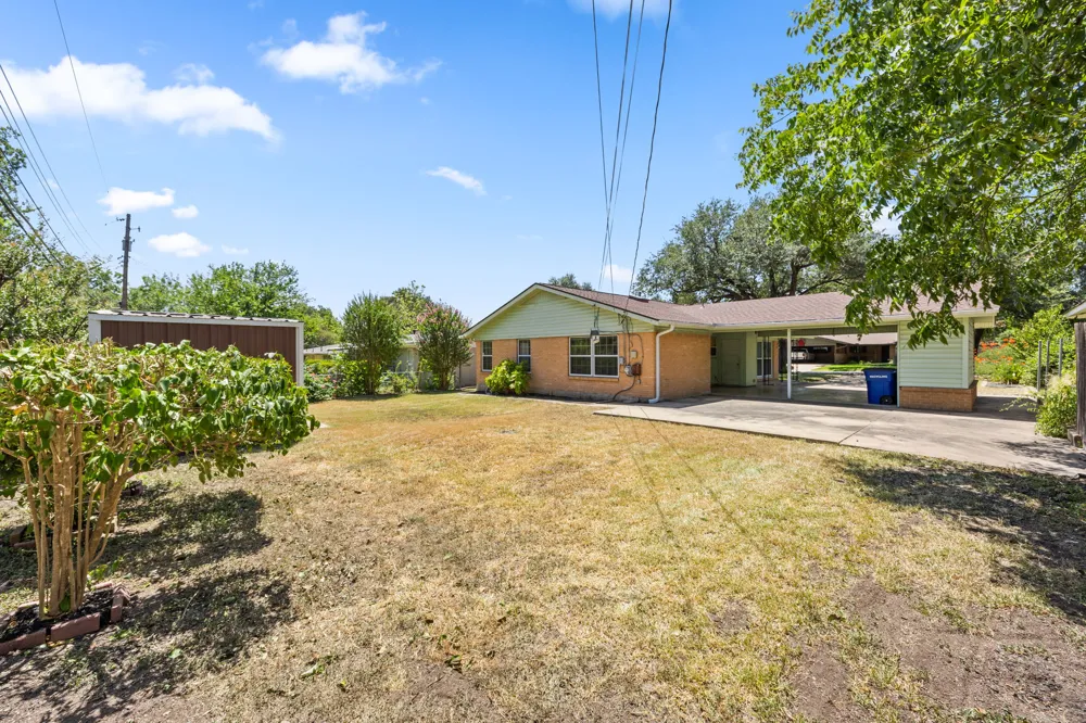 1702 Ridgemont Drive Austin, TX 78723