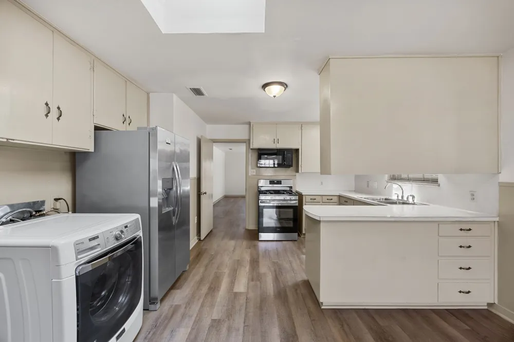 1702 Ridgemont Drive Austin, TX 78723