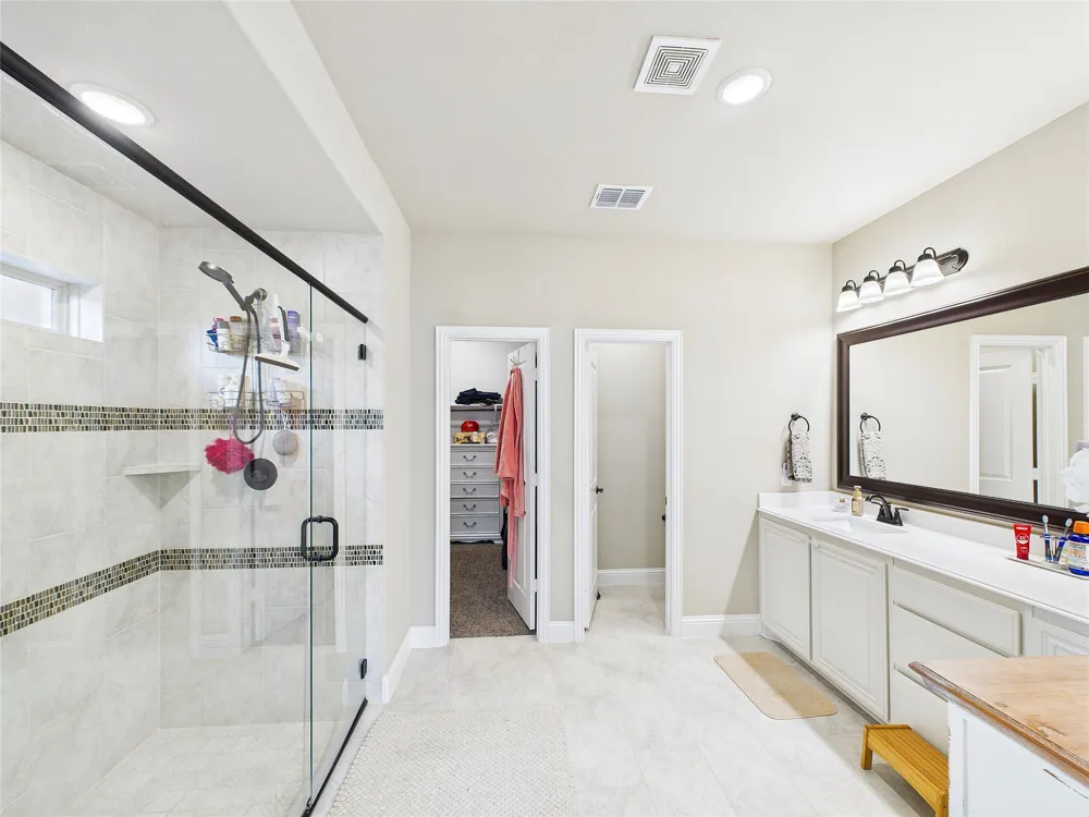 309 Pineview Lane Ponder, TX 76259