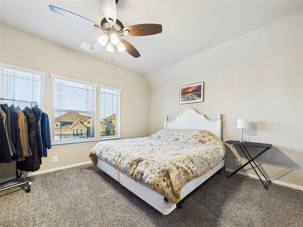 309 Pineview Lane Ponder, TX 76259