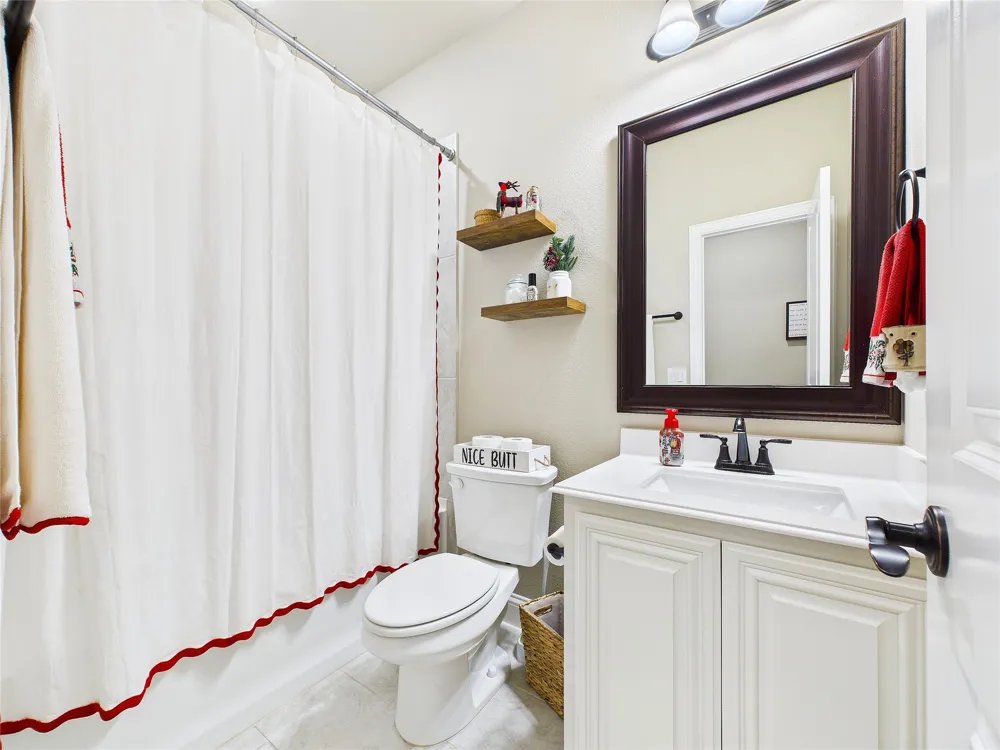 309 Pineview Lane Ponder, TX 76259