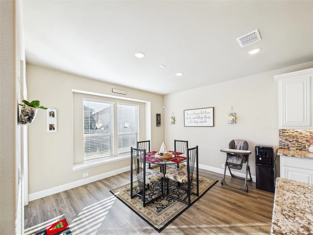 309 Pineview Lane Ponder, TX 76259