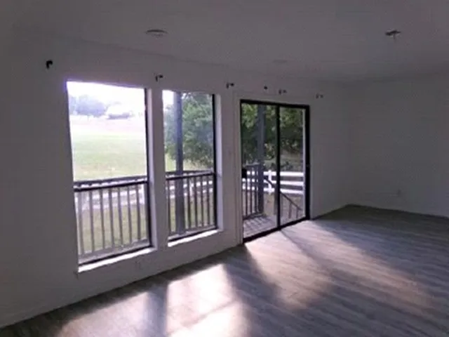 20707 Greenpark Drive Lago Vista, TX 78645