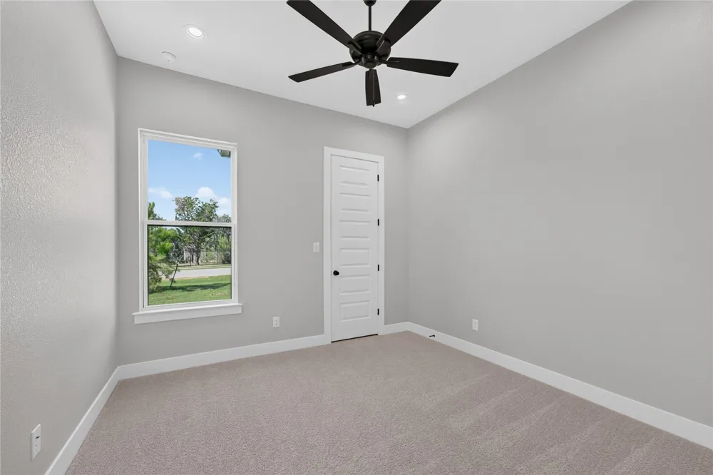 101 Lakeview Court Belton, TX 76513