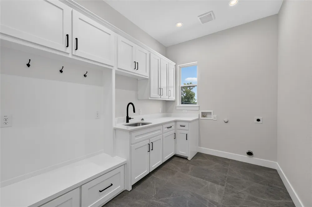 101 Lakeview Court Belton, TX 76513
