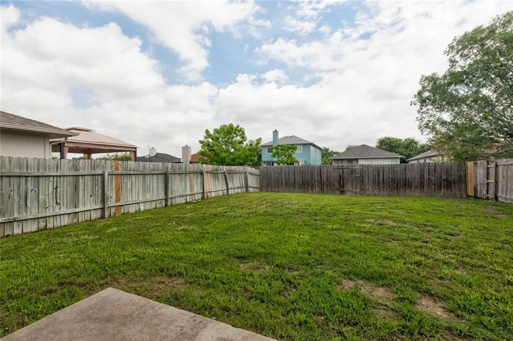 16712 Hamilton Point Circle Manor, TX 78653