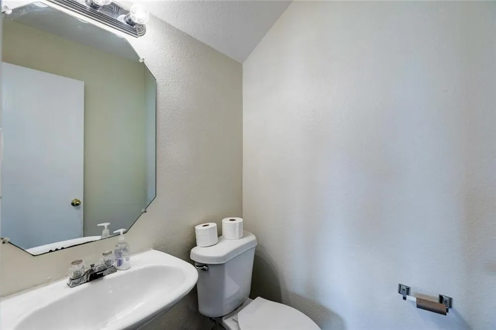 16712 Hamilton Point Circle Manor, TX 78653