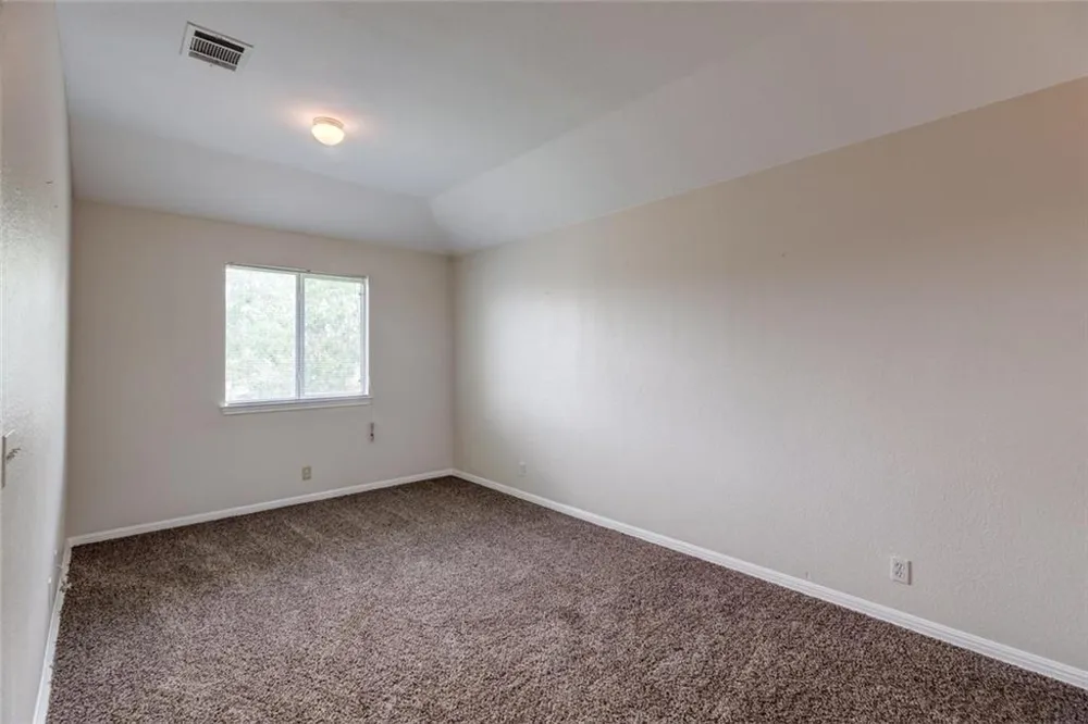 16712 Hamilton Point Circle Manor, TX 78653