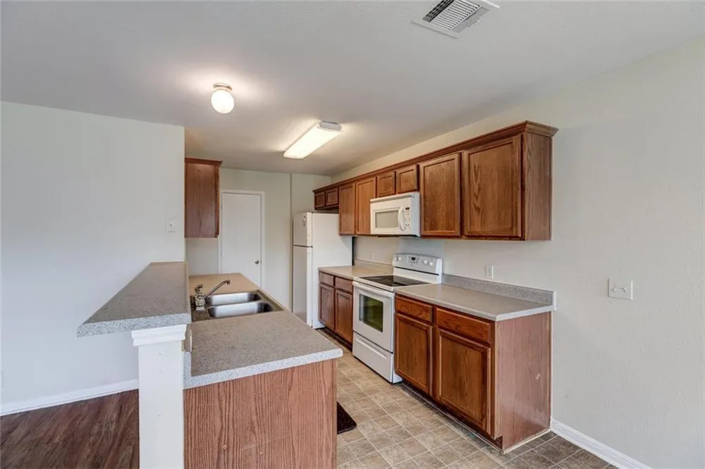16712 Hamilton Point Circle Manor, TX 78653