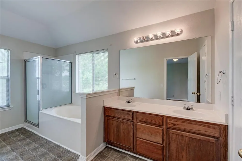 16712 Hamilton Point Circle Manor, TX 78653