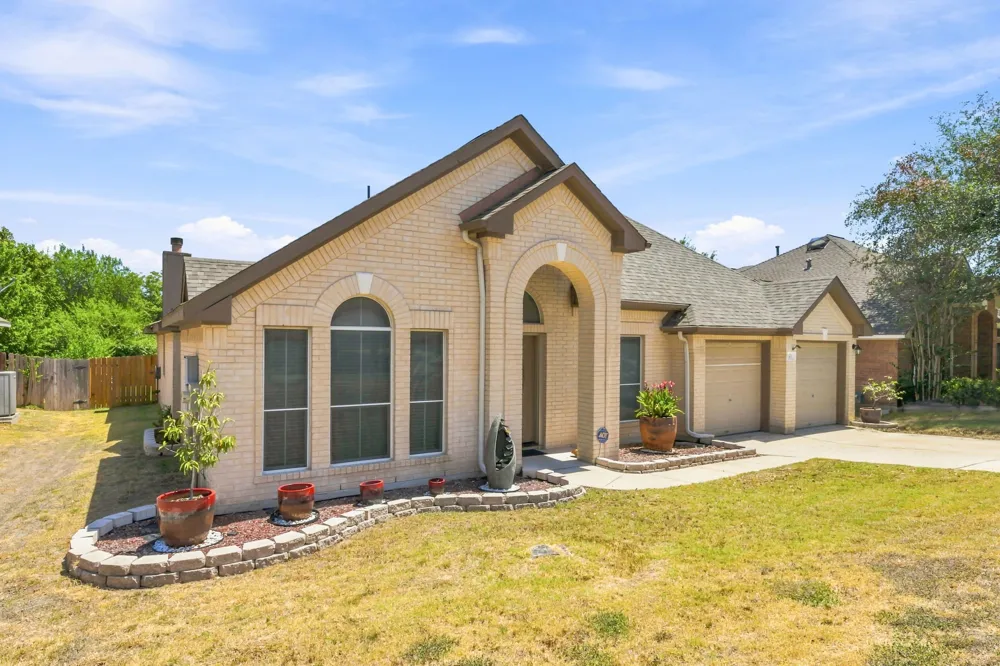 903 Point Run Drive Pflugerville, TX 78660