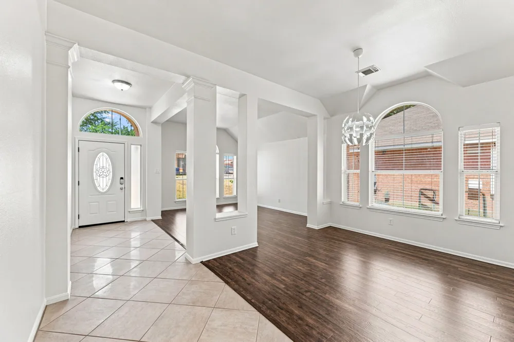 903 Point Run Drive Pflugerville, TX 78660