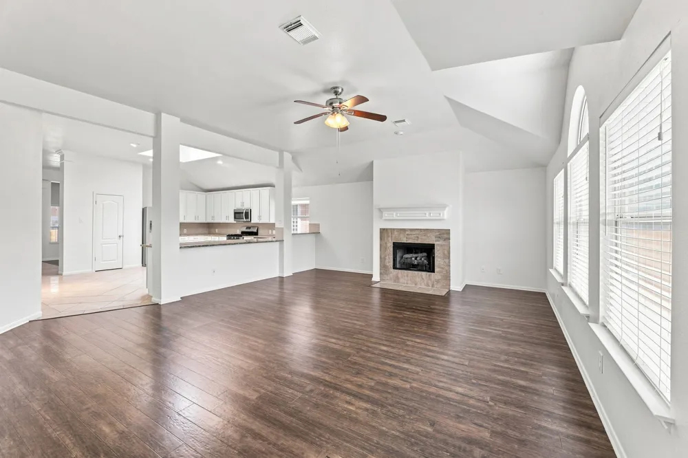 903 Point Run Drive Pflugerville, TX 78660